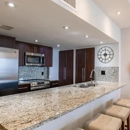 Doubletree By Hilton Grand Hotel Biscayne Bay-3