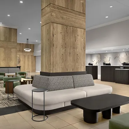 Doubletree By Hilton Philadelphia Airport-2