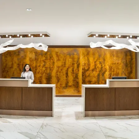Crowne Plaza Toronto Airport By Ihg-3