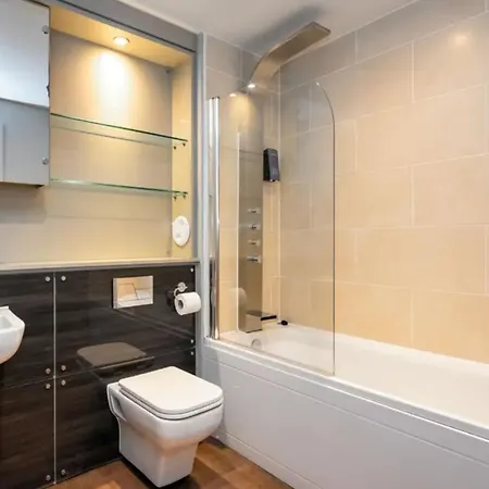 Staycity Aparthotels Edinburgh West End-3
