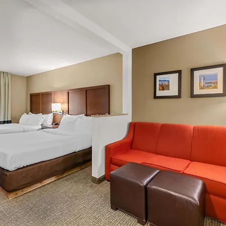 Comfort Suites Airport-2
