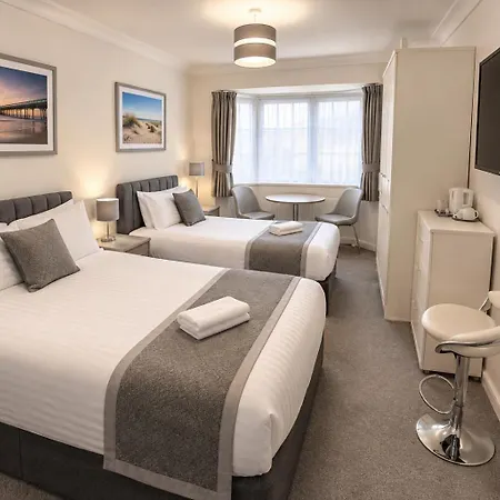 Cecil Court Hotel-3