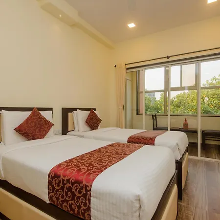Hotel O Divine Residency Near Phoenix Marketcity-3
