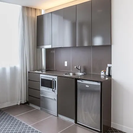 Holiday Inn & Suites Sydney Bondi Junction By Ihg-3