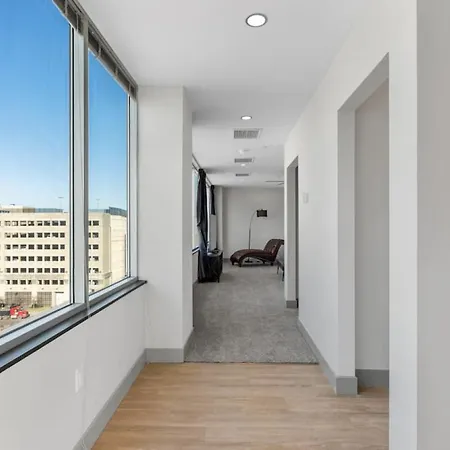 175 Lex - Walkable Downtown Lexington & Rupp Arena - Full Condos-2