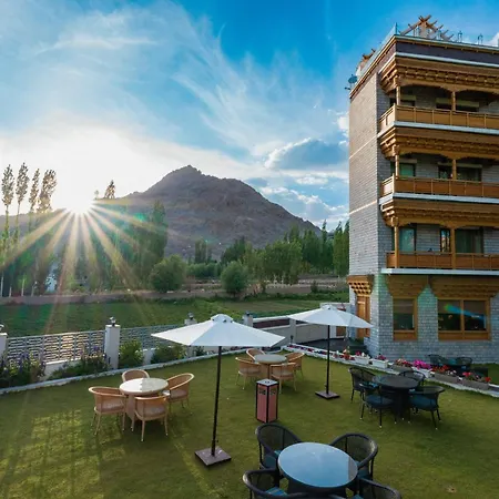Hotel Gyalpo Residency - A Mountain View Luxury Hotel In Leh-2