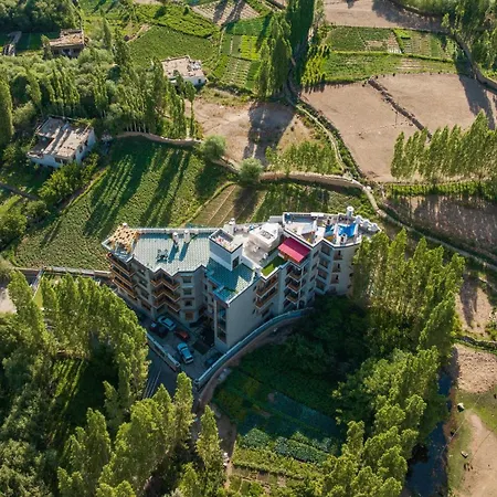 Hotel Gyalpo Residency - A Mountain View Luxury Hotel In Leh-3