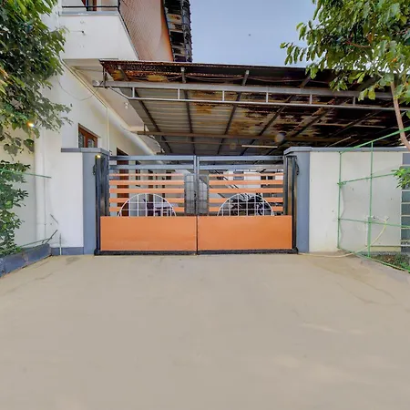 Hotel O Sms Homes-2