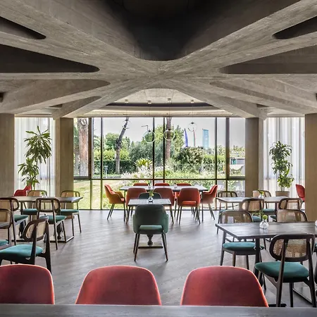 Adoro Hotel-3