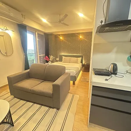 Neon Hometel-2