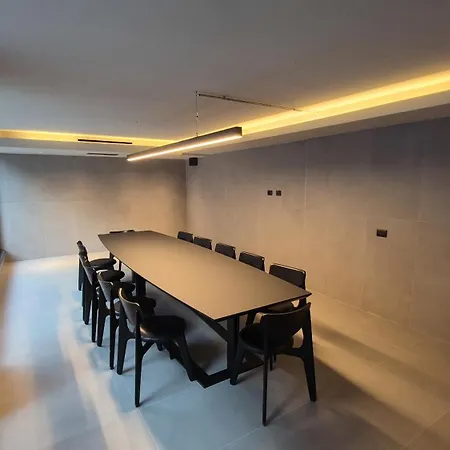 Kira Suites Hotel Milano-2