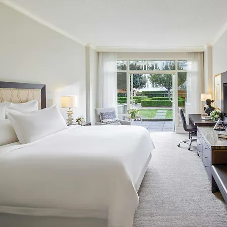 Fairmont Waterfront-3