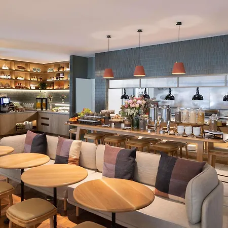 Novotel Sydney City Centre-3