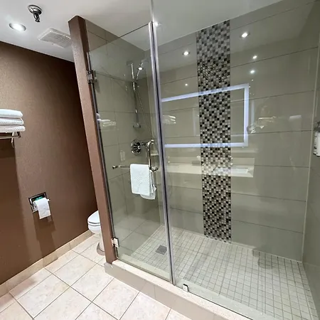Quality Inn & Suites Regina Downtown-3