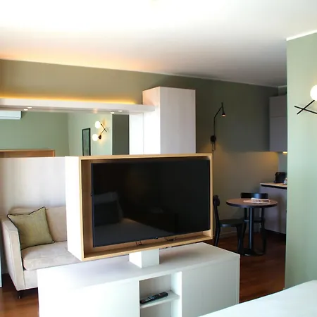 Ramada Plaza By Wyndham Milano-2