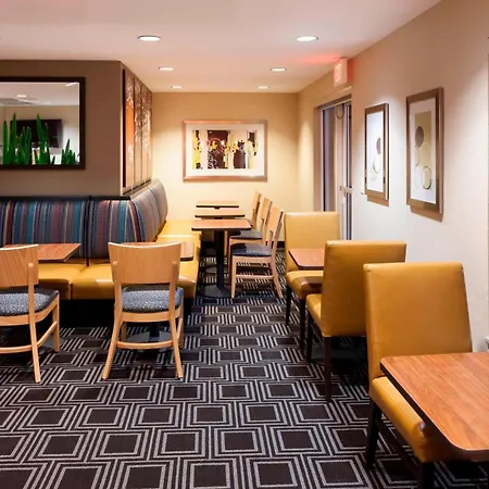 Towneplace Suites Columbus-3