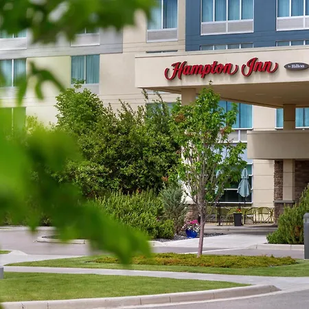 Hampton Inn By Hilton Calgary Airport North-3