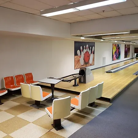 Crowne Plaza Kitchener-Waterloo By Ihg-3
