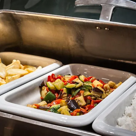 Crowne Plaza Milan City By Ihg-3