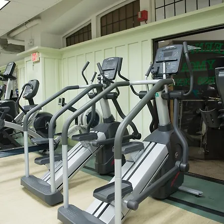 Greenpoint Ymca Brooklyn-2