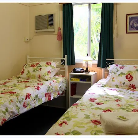 Coral Lodge Bed And Breakfast Inn-3