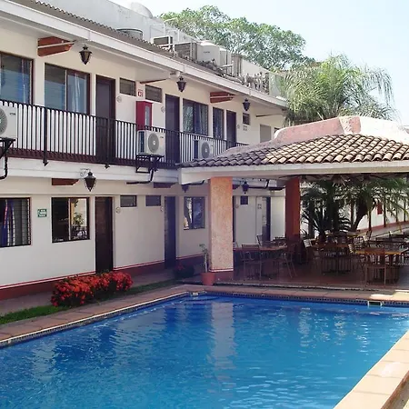 Hotel & Suites Coral-2