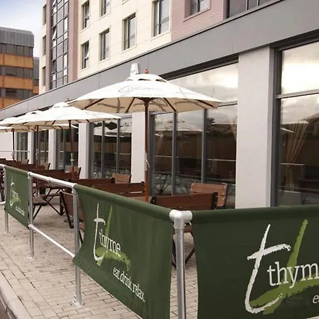 Premier Inn London Gatwick Manor Royal-3