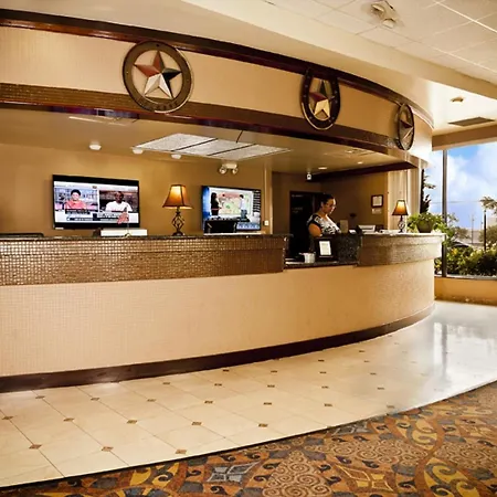 Grand Texan Hotel And Convention Center-2