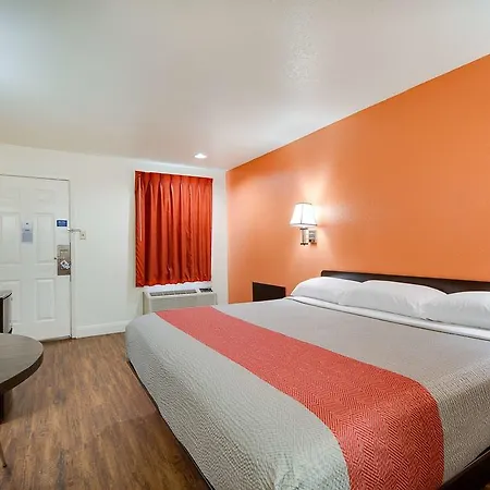Americas Best Value Inn San Antonio-2