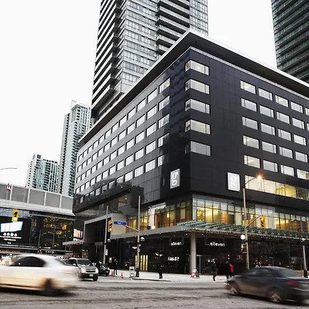 Le Germain Hotel Maple Leaf Square-3