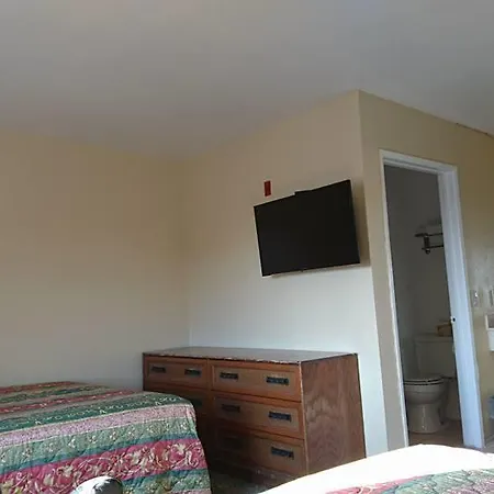 Bristol Motel-2