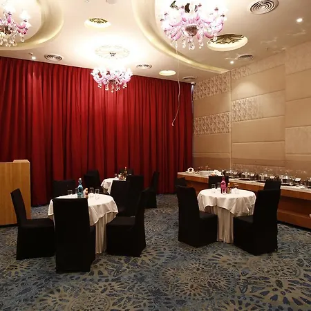 Hotel Aureole-2