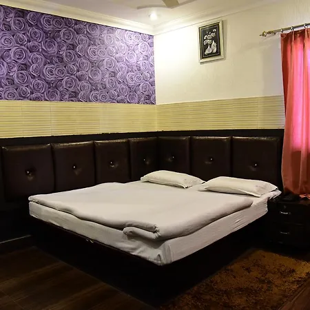 Hotel Red Rose-2
