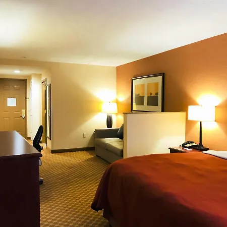 Queens County Inn And Suites-3