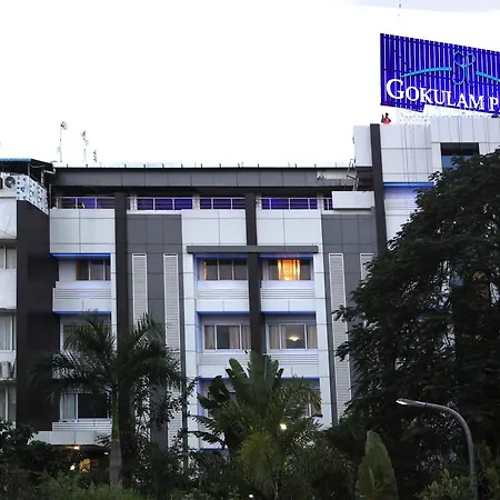 Hotel Gokulam Park-3