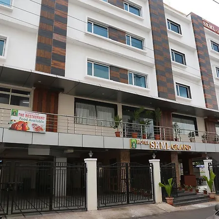 Hotel Skml Grand-3
