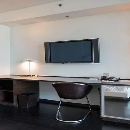 Palms Place Beautiful High Rise Condo With Strip Views 23Rd Floor-2