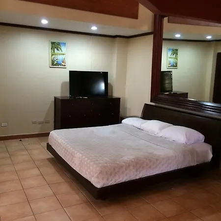 Hotel La Amistad-3