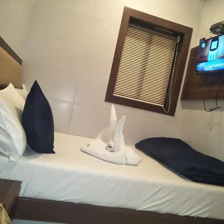 Hotel Avenue Residency-2