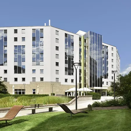 Novina Hotel Suedwestpark-3