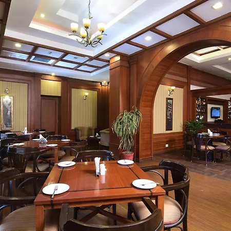 Chanakya Bnr Hotel-3