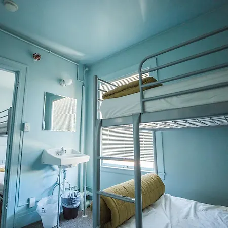 American Hotel Hostel-3