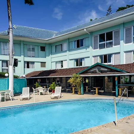 Doctors Cave Beach Hotel-3