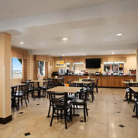 Days Inn By Wyndham Dallas Irving-3