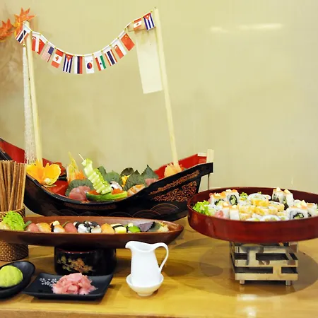 Thuy Sakura Hotel & Serviced Apartment-3