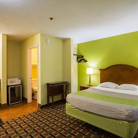 Savannah Garden Inn-2