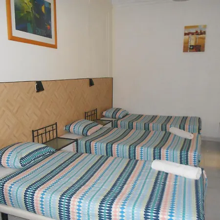 Crescent Rooms-3