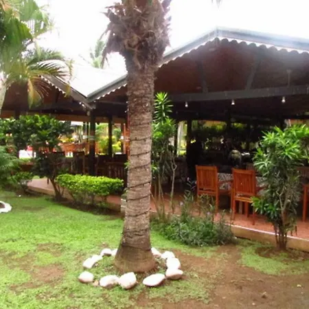 Wailoaloa Beach Resort-2