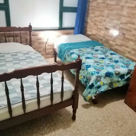 Casa Leon Guesthouse-2