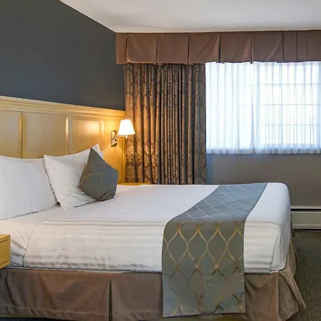 Red Lion Inn & Suites Abbotsford-3